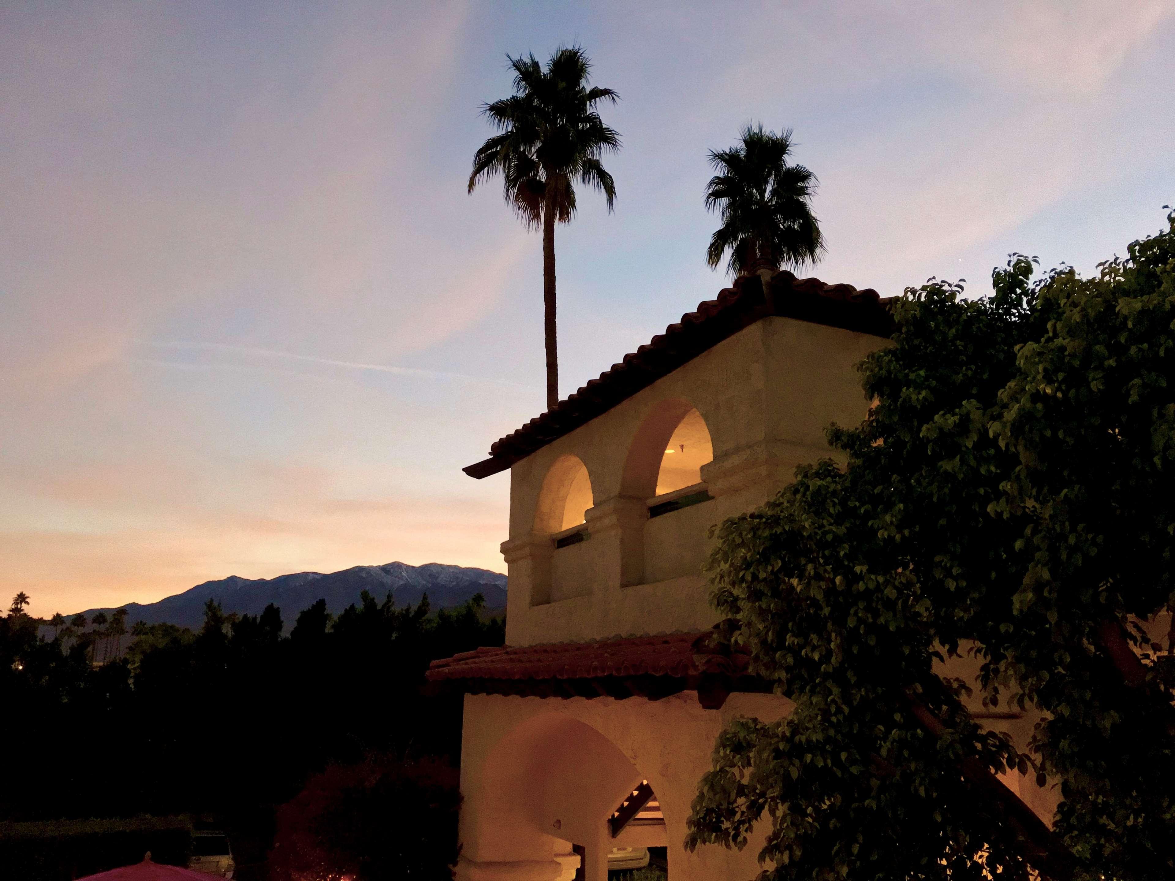 Best Western Plus Las Brisas Hotel Palm Springs Exterior photo